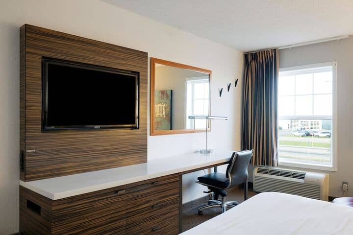 Room 7 of 26